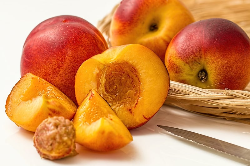Grilled Peach and Arugula Salad
